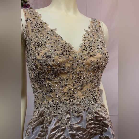 Cecilia Couture Gown - Picture 2 of 5